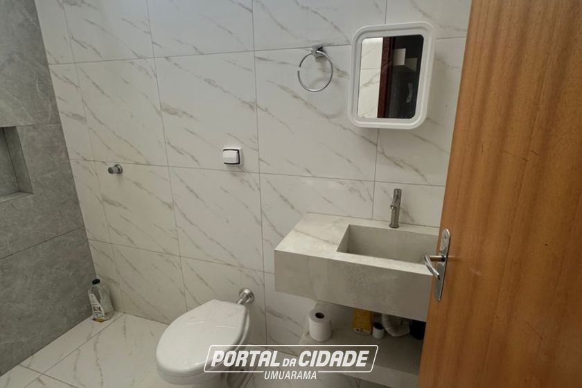 Casa &agrave; venda - 60m&sup2; - JARDIM THEREZA