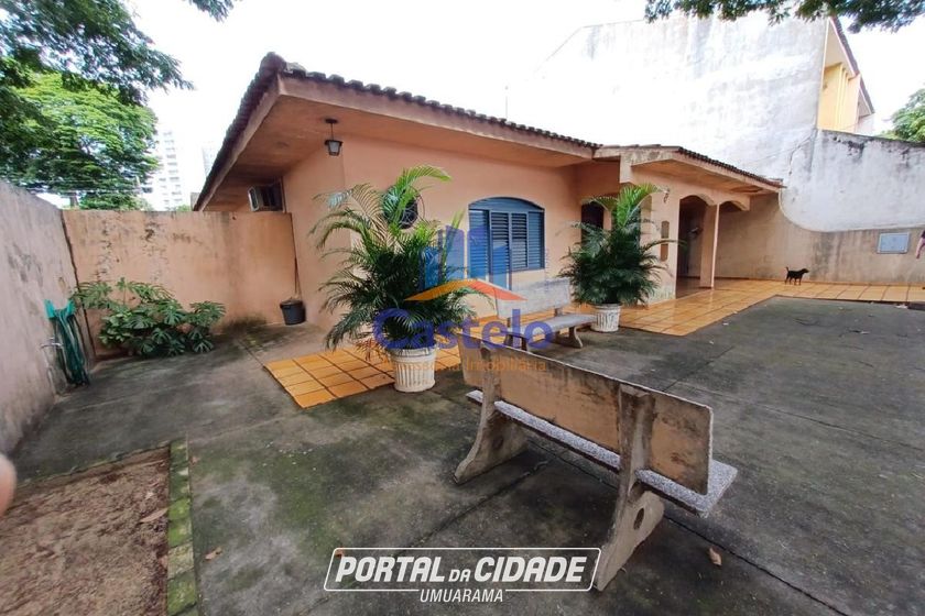 Sala Comercial &agrave; venda - 200m&sup2; - Zona III