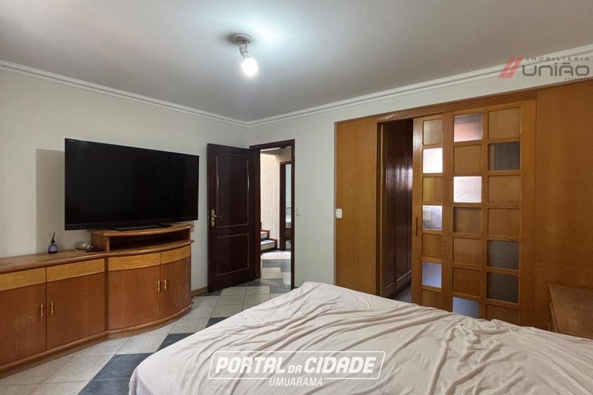 Casa para alugar - 363m&sup2; - Zona IV