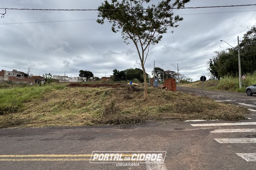 Terreno &agrave; venda - 279m&sup2; - Jardim Roma