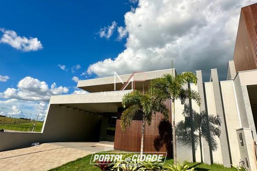 Casa &agrave; venda - 162m&sup2; - Avenida Paran&aacute;