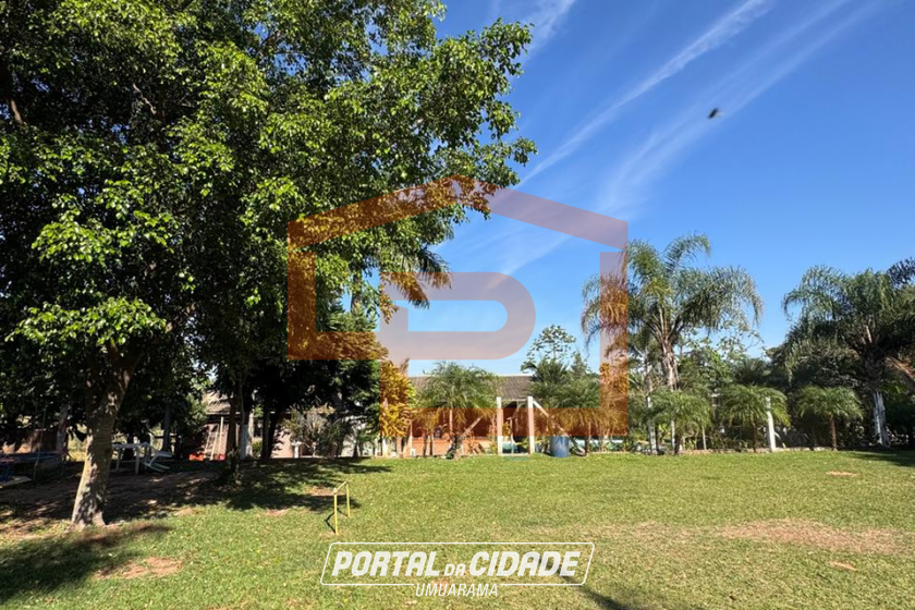 Ch&aacute;cara &agrave; venda - &Aacute;rea Rural