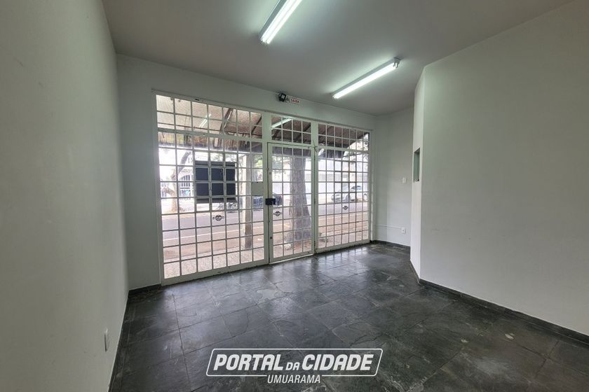 Sala Comercial para alugar - 60m&sup2; - Zona II