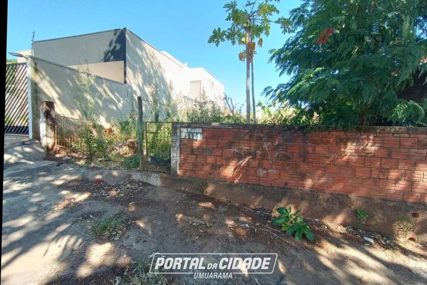 Terreno &agrave; venda - 261m&sup2; - Zona II