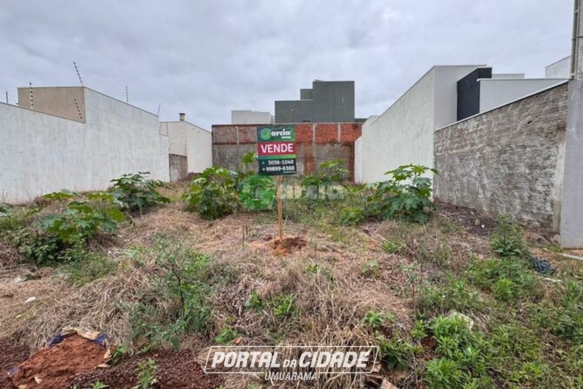 Terreno &agrave; venda - 180m&sup2; - -