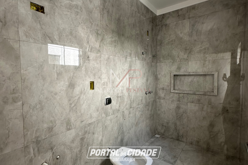 Casa &agrave; venda - 123m&sup2; - Jardim Cima