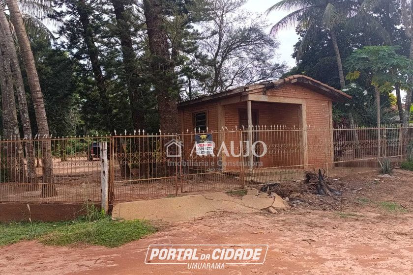 Ch&aacute;cara &agrave; venda - 1800m&sup2; - Saltinho do Oeste