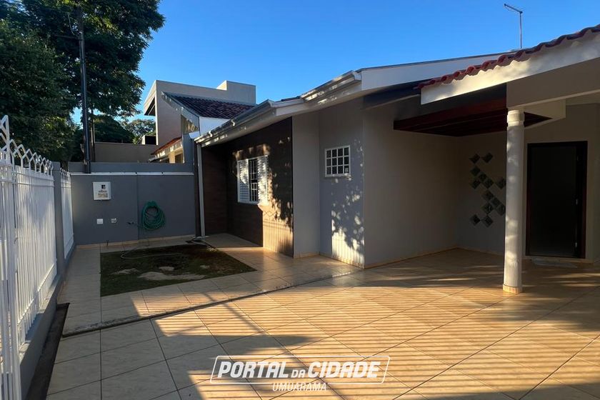 Casa para alugar - 100m&sup2; - Jardim Alphavile