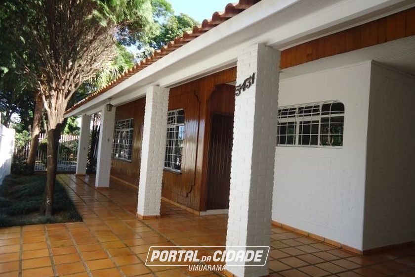 Casa para alugar - 167m&sup2; - ZONA II