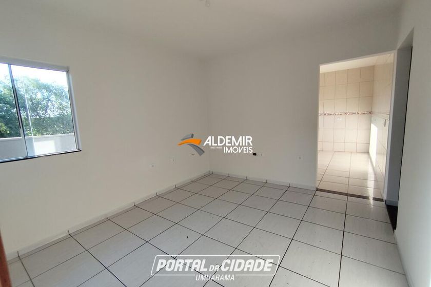 Casa para alugar - 100m&sup2; - Zona 6