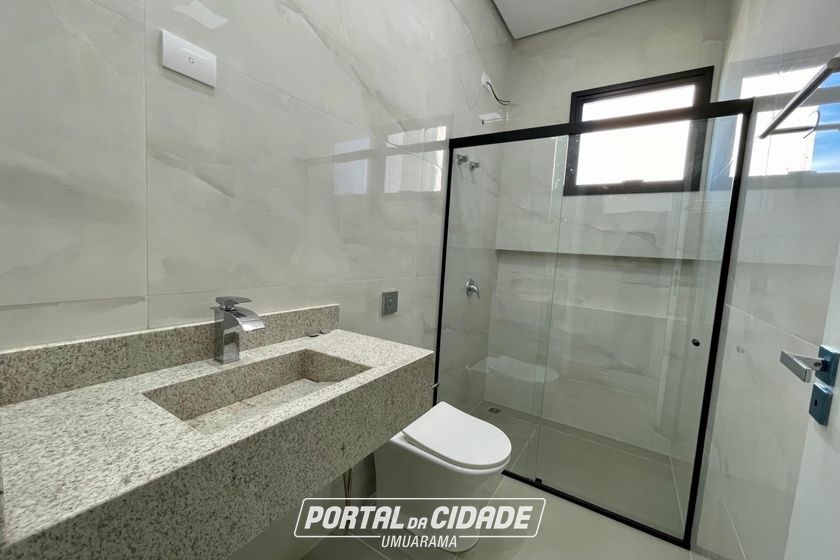 Casa &agrave; venda - 154m&sup2; - ZONA I