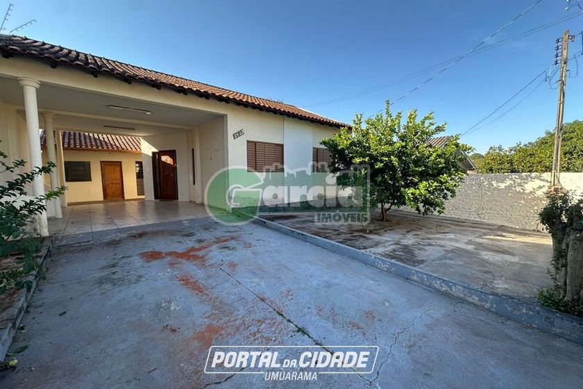 Casa &agrave; venda - 172m&sup2; - Conjunto Patrim&ocirc;nio Umuarama