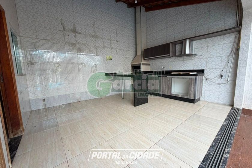 Sobrado para alugar - Zona III