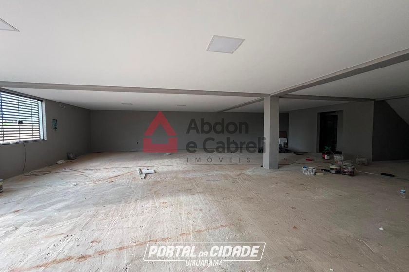 Sal&atilde;o Comercial para alugar - 570m&sup2; - Zona I