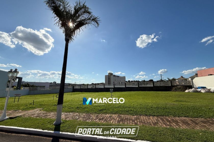 Terreno &agrave; venda - 610m&sup2; - Zona III