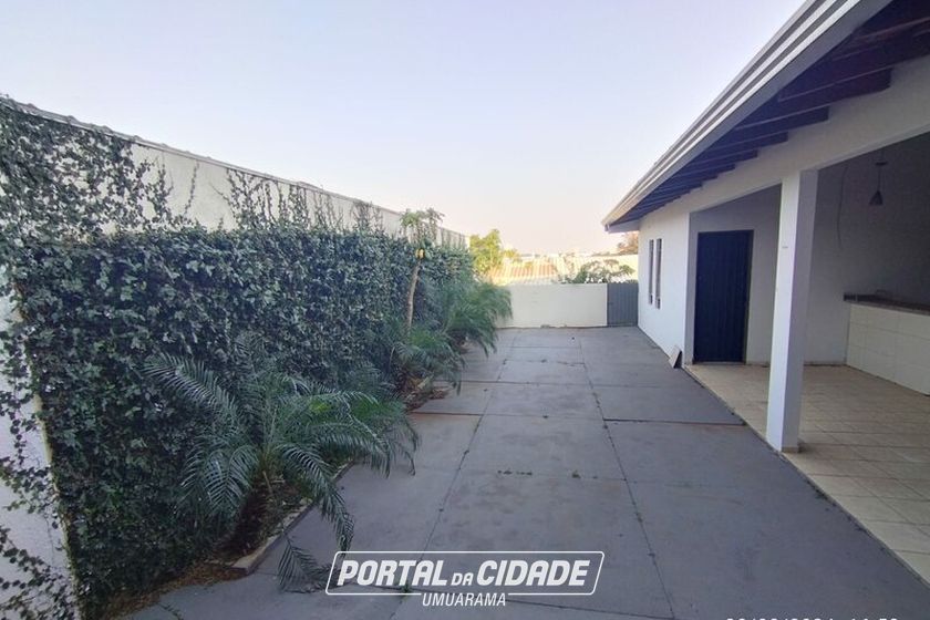 Casa &agrave; venda - 299m&sup2; - Zona IV