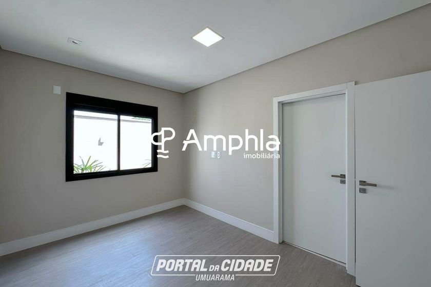 Casa &agrave; venda - 230m&sup2; - Recanto Tropical