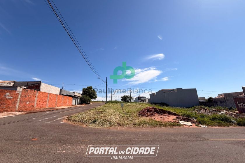 Terreno &agrave; venda - 341m&sup2; - Jardim Real