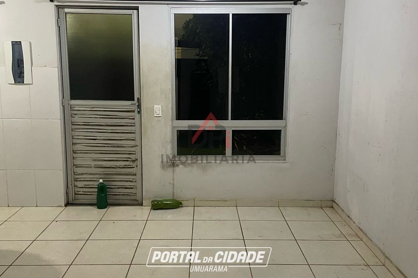 Casa &agrave; venda - 43m&sup2; - Conjunto Habitacional Sonho Meu