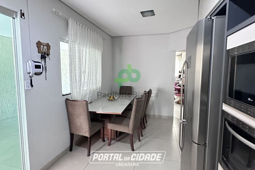 Casa &agrave; venda - 155m&sup2; - Parque Tarum&atilde;