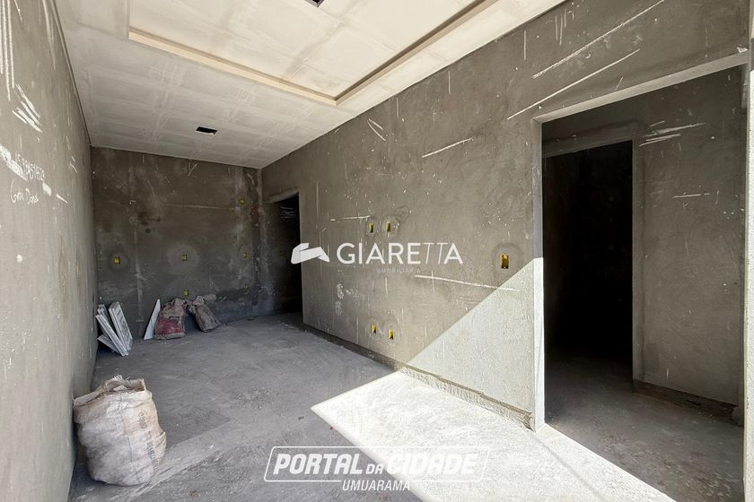 Casa &agrave; venda - 42m&sup2; - JARDIM PINHEIRINHO