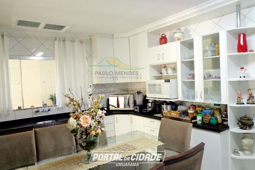 Sobrado &agrave; venda - 356m&sup2; - Zona II