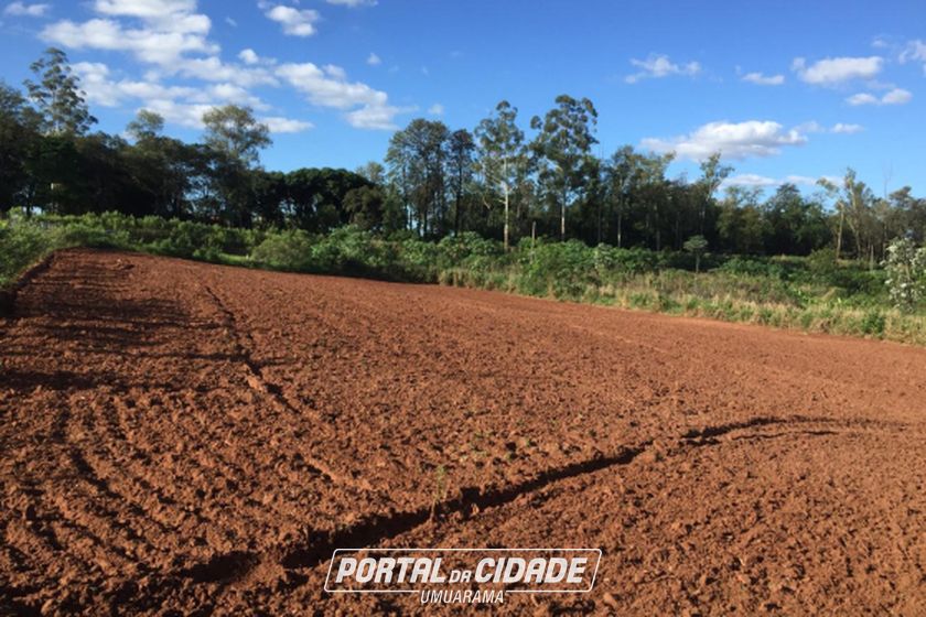Terreno &agrave; venda - 4600m&sup2; - Rodovia de Lovat