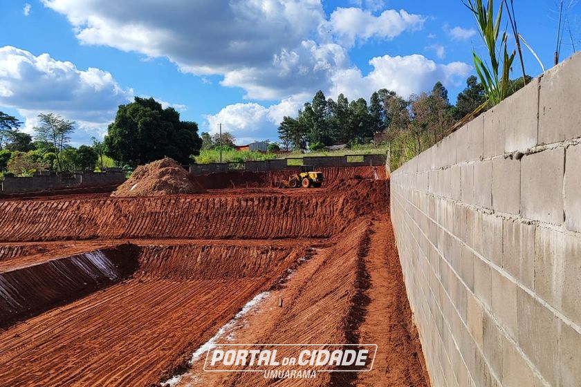 Ch&aacute;cara &agrave; venda - 5000m&sup2; - PR 323