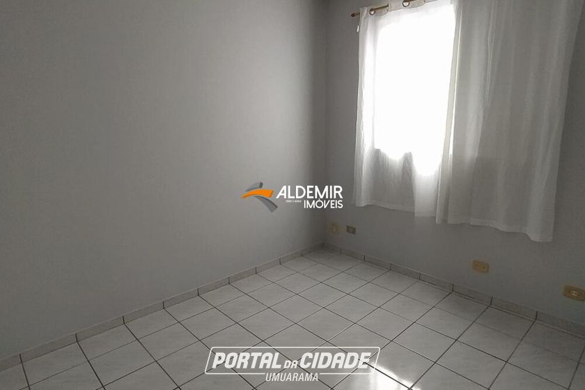 Apartamento para alugar - 51m&sup2; - Zona 3