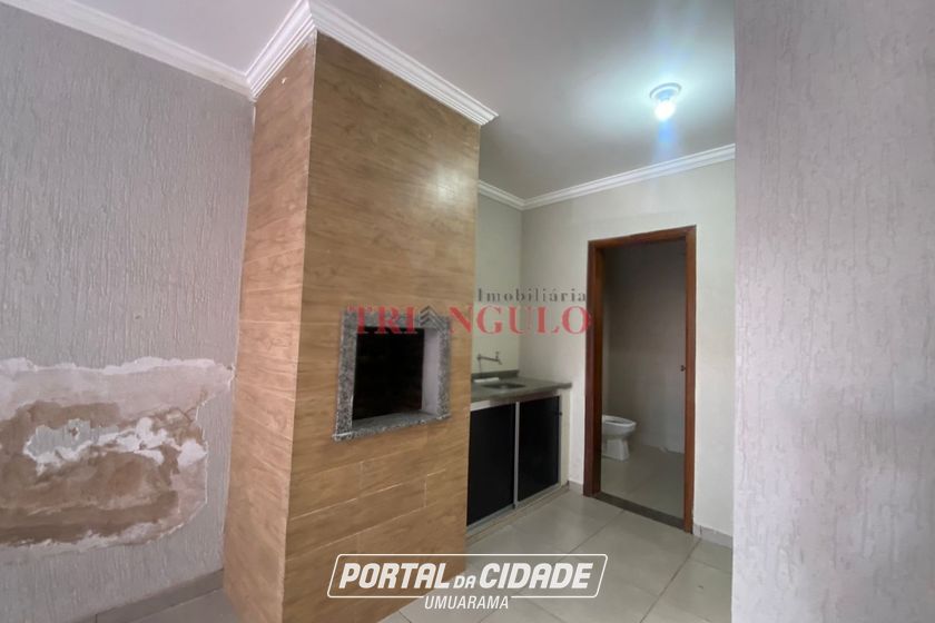 Sobrado &agrave; venda - 218m&sup2; - ZONA I-A