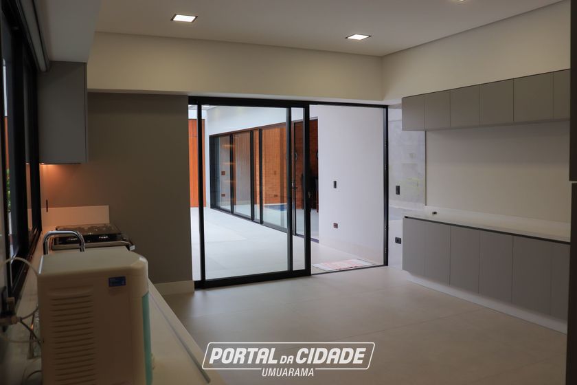Casa &agrave; venda - 420m&sup2; - Condom&iacute;nio Europark