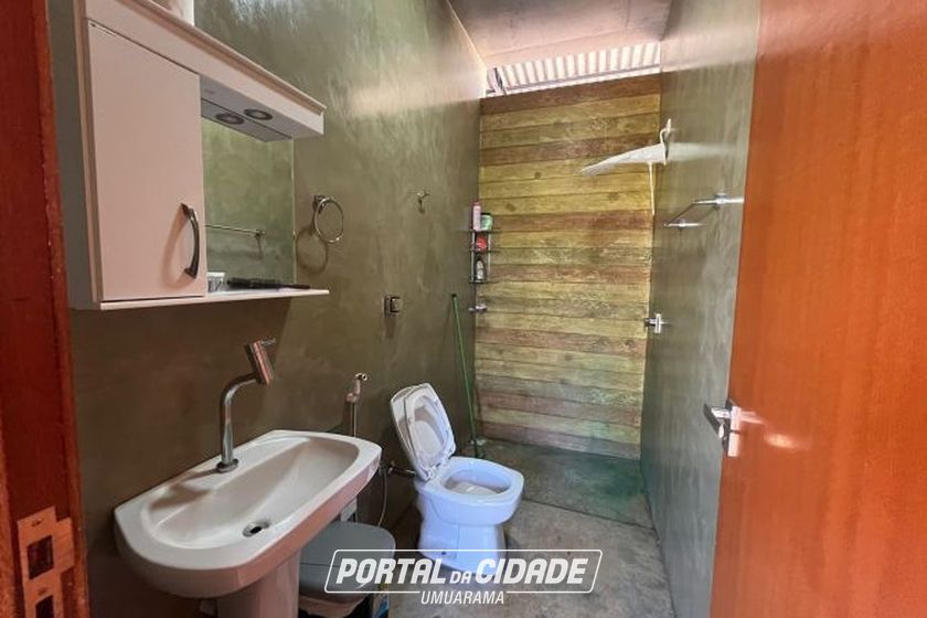 Ch&aacute;cara &agrave; venda - 