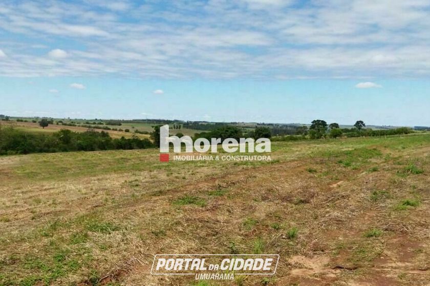 Ch&aacute;cara &agrave; venda - 1509m&sup2; - Centro