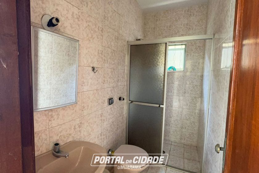 Sobrado para alugar - 241m&sup2; - Zona 1 A