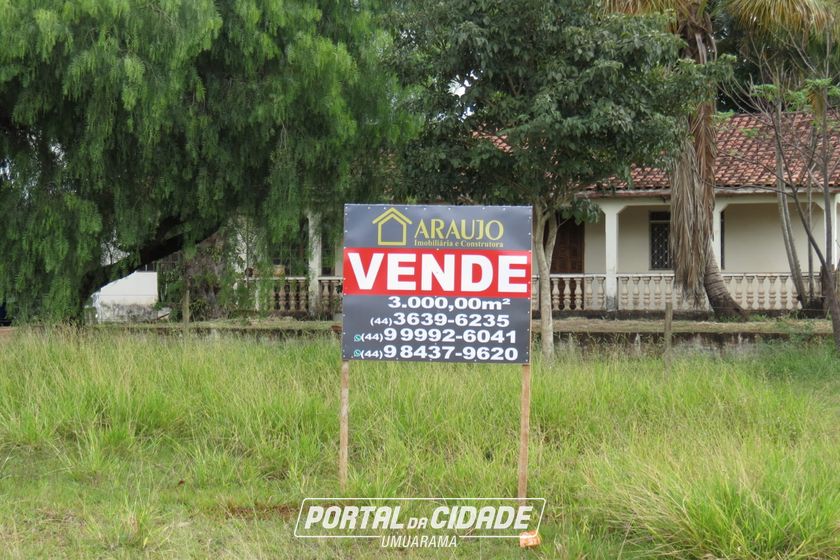 Terreno &agrave; venda - 3000m&sup2; - Centro