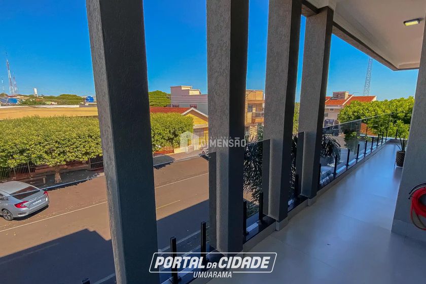 Sala Comercial &agrave; venda - 342m&sup2; - Centro