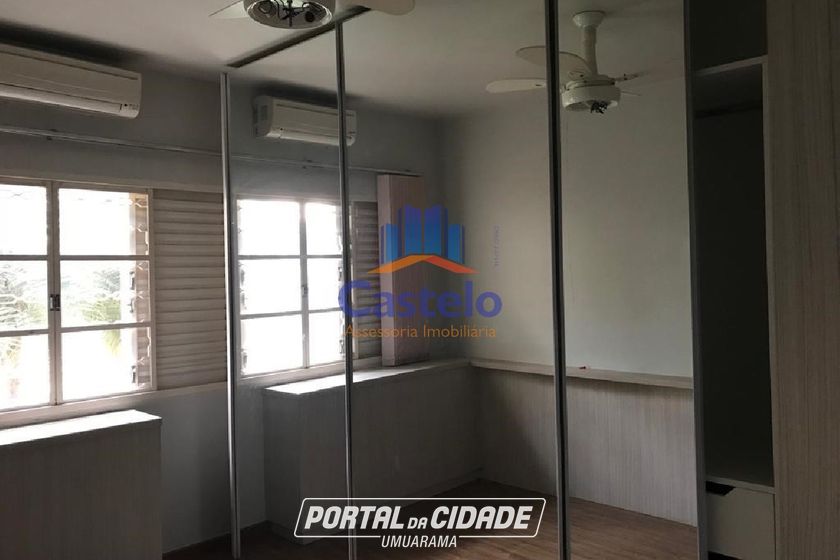 Casa &agrave; venda - 320m&sup2; - Jardim San Fernando