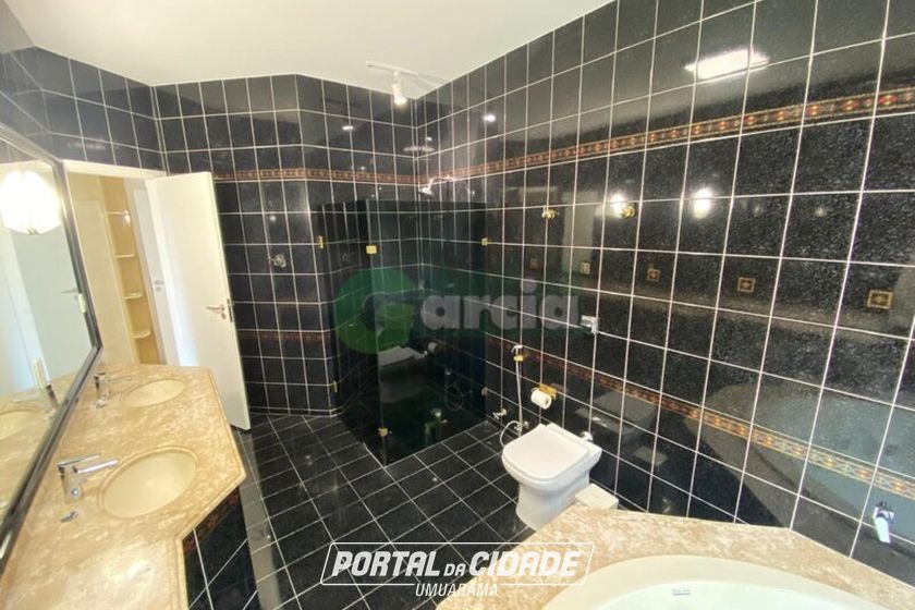 Sobrado &agrave; venda - 439m&sup2; - Zona I-A