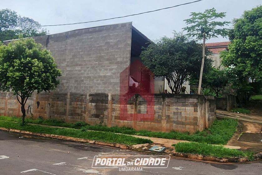 Casa &agrave; venda - 130m&sup2; - Zona VI