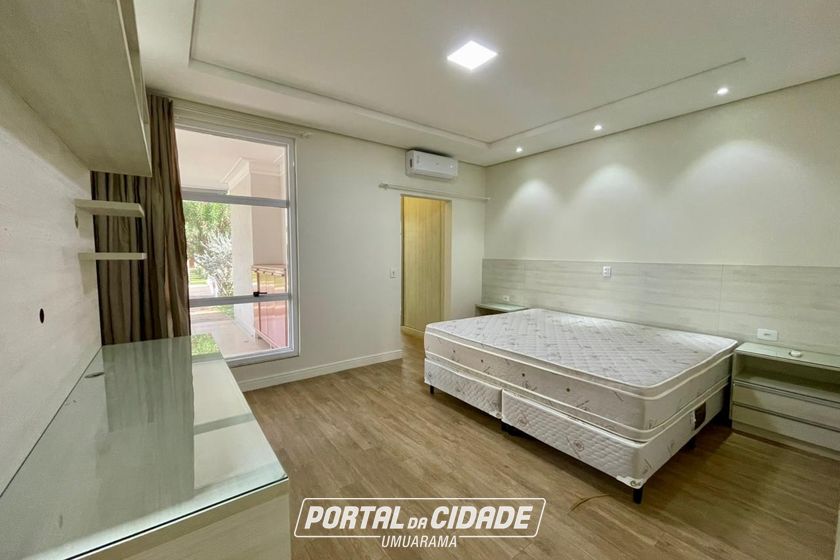 Casa &agrave; venda - 180m&sup2; - JARDIM ALPHAVILE