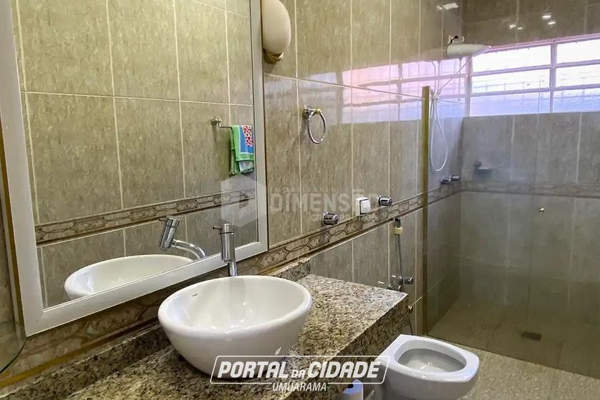 Casa &agrave; venda - 380m&sup2; - Zona I