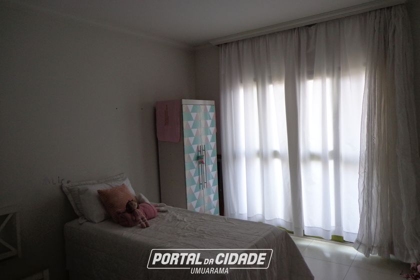 Sobrado &agrave; venda - 247m&sup2; - Zona 2
