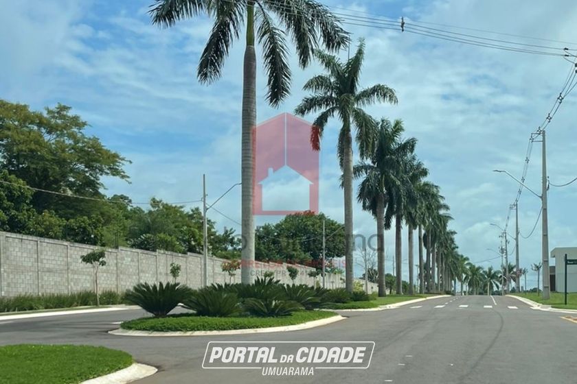 Terreno &agrave; venda - 373m&sup2; - Centro