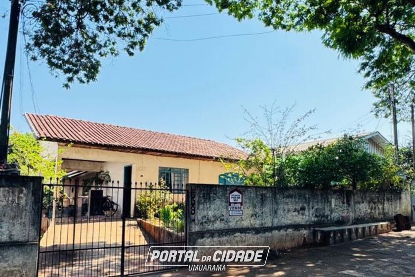 Casa &agrave; venda - 100m&sup2; - Zona V