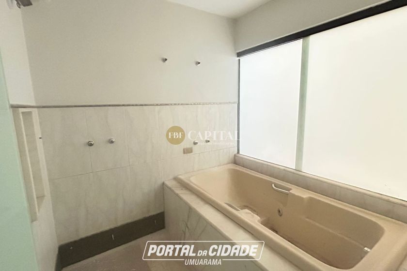 Casa para alugar - 337m&sup2; - Zona I