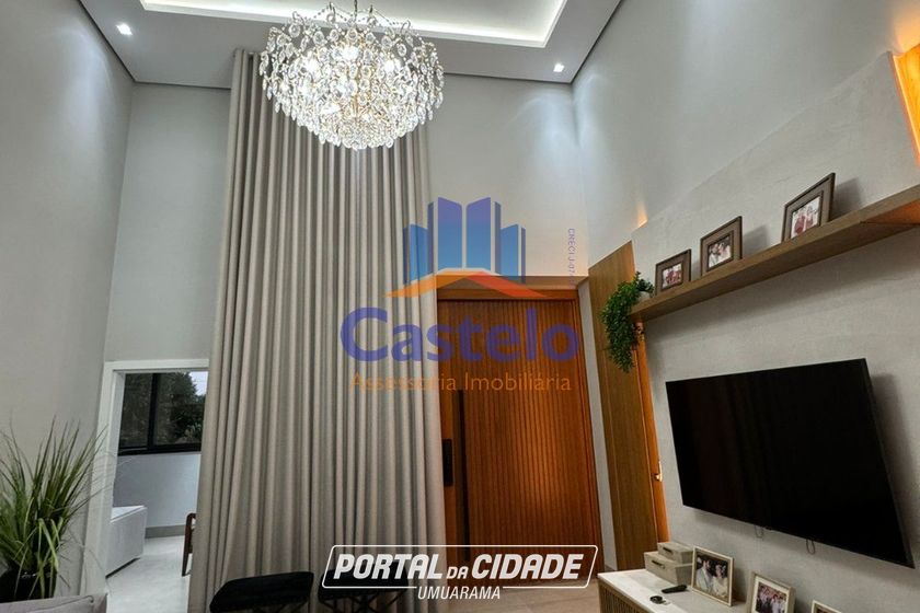 Casa &agrave; venda - 260m&sup2; - ZONA VII