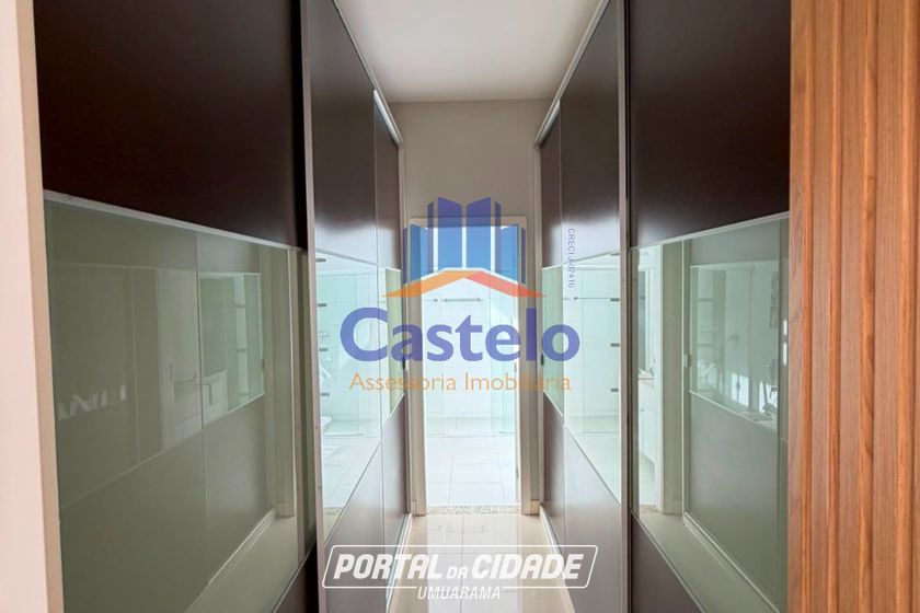 Casa &agrave; venda - 256m&sup2; - JARDIM BIRIGUI