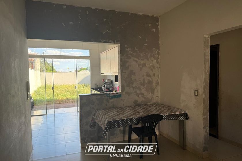 Casa &agrave; venda - 100m&sup2; - ZONA IV