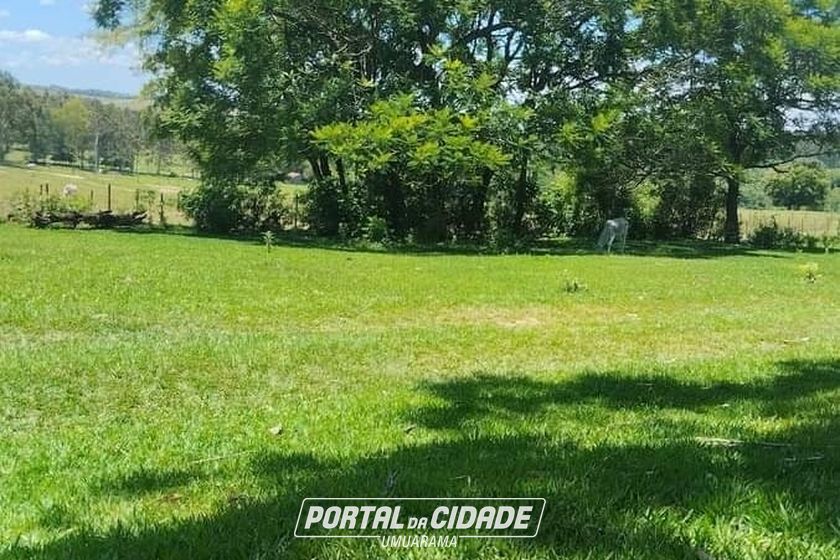 Ch&aacute;cara &agrave; venda - 