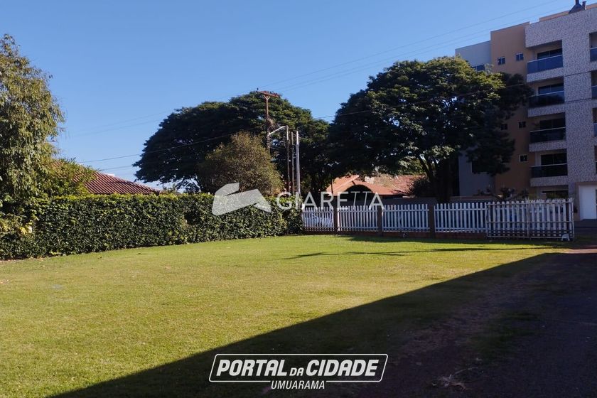 Terreno &agrave; venda - 237m&sup2; - VILA INDUSTRIAL